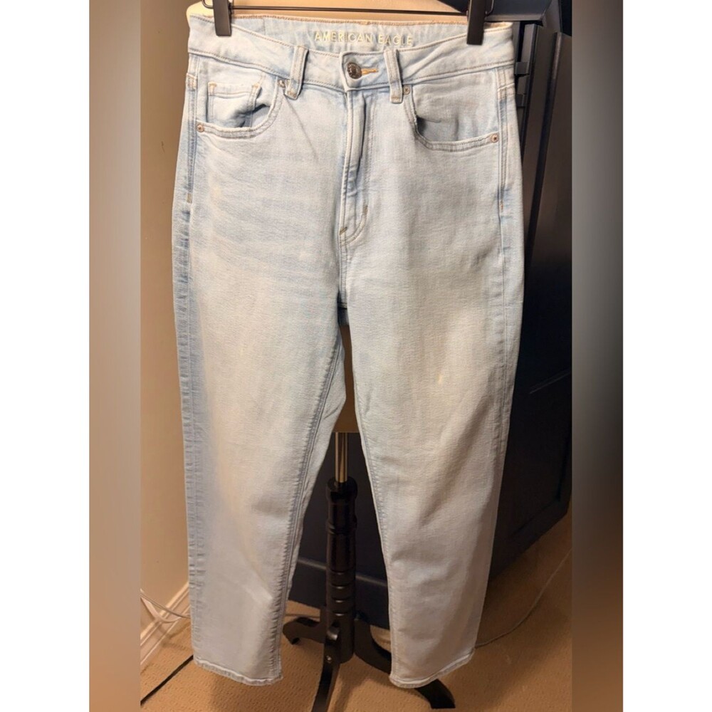 American Eagle Outfitters Light Blue Stretch, Mom Straight Jean, Sz 6R